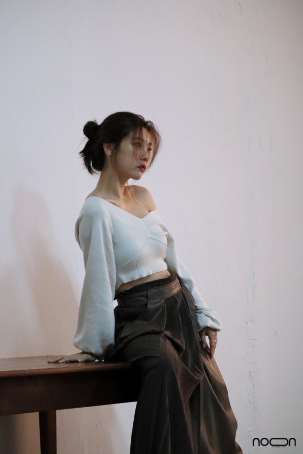 [박소진]이 웃었다, 가을이었다.
- '맨즈헬스' 화보 촬영현장 비하인드 (출처 : 눈컴퍼니 | 네이버 포스트) naver.me/xVKoBPCo 

#소진 #박소진 #Sojin #ParkSojin