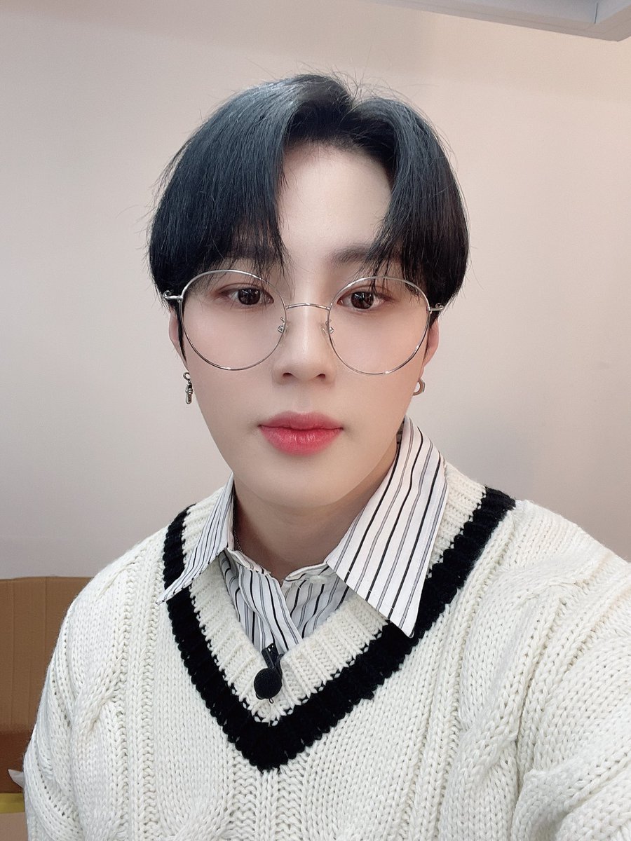 #하늘 여러분 저 잘 있어요~~ 미안해요~~😊