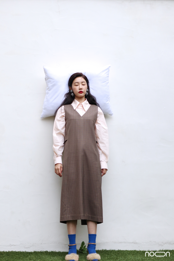 [박소진] Sojin's small rest #1
- 창작스튜디오 기획전 패션화보 비하인드 (출처 : 눈컴퍼니 | 네이버 포스트) naver.me/GRvJok5j 

#소진 #박소진 #Sojin #ParkSojin