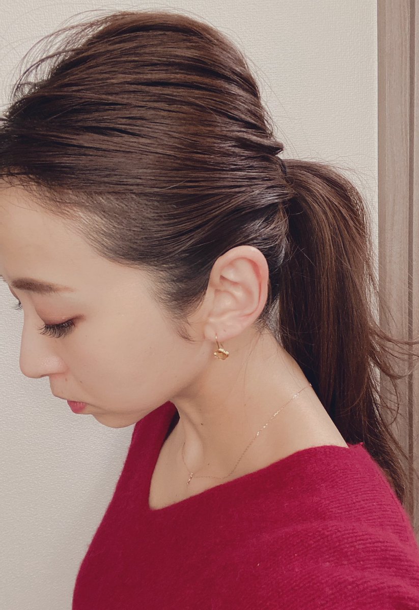 相内晴嘉 前髪伸ばし中ーーーーーー でも切りたいーーーー 伸ばしたことない相内の初挑戦 やったことないオールバック おでこ平たいな 笑