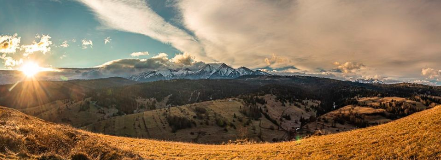 GORSKI_SWIAT's tweet photo. 🇵🇱🇸🇰#TATRY #PIENINY #BeautifulPoland #BeautifulSlovakia #tatryofficjal co słychać i widać ZAPRASZAM!!!
1 wczorajszy zachód słońca na #Sokolicy - Tarasewicz Fot.
oraz wschód słońca i panujące warunki
fot. Jozef Pitonak i Teryho Chata
zalecam pełny ekran... https://t.co/4dFpqe1tOS