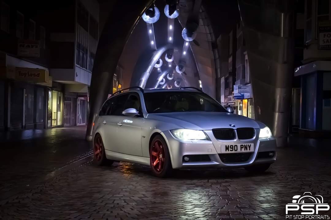 M90PNY's tweet photo. Out with the old and in with the new @BMW 335i touring M sport running 410bhp 😜😜
#bmw #msport #400bhp #estate #touring #twinturbo #n54 #straightsix https://t.co/THFbhzNNj7