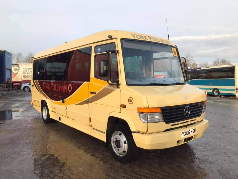 CoachsalesU's tweet photo. 2006 Mercedes Vario 814d
£7,500+VAT 
Euro 4, 24 seats, 3xpoint seat belts 
MOT Until: 29/09/21
Mileage: 463070

Visible rust on bodywork, but drives really well . 

Purchased as seen, no warranty given or implied. 

Contact Tom 07753670745 or Kevin 0752591254 for more information https://t.co/ldewDYFlN8