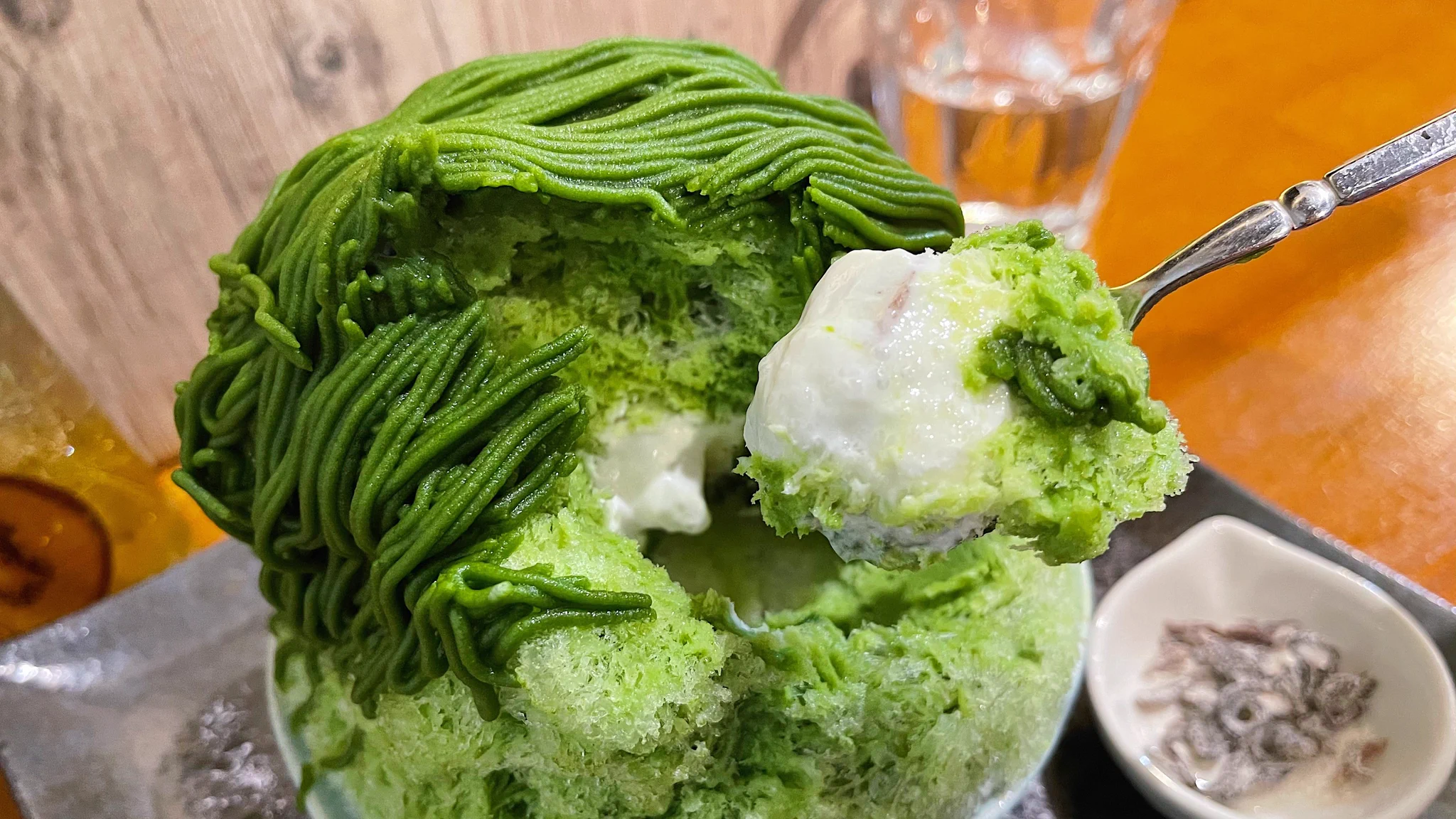 寒い冬だけど…。豪華な抹茶モンブランのかき氷がとってもおいしそう。
