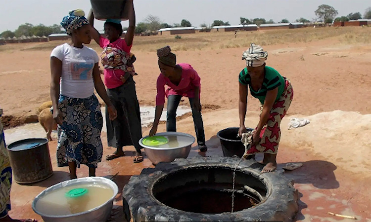 WalkerInst's tweet photo. We're really proud to be part of @CIWEM's new, online programme #adapt4tomorrow. Our film explains why our #climateresearch is always a collaboration, led by the needs of the people that we're trying to help. It's available to watch now...

https://t.co/OAXnlBEPgn

@ASN_Media https://t.co/4XLRyWblIZ