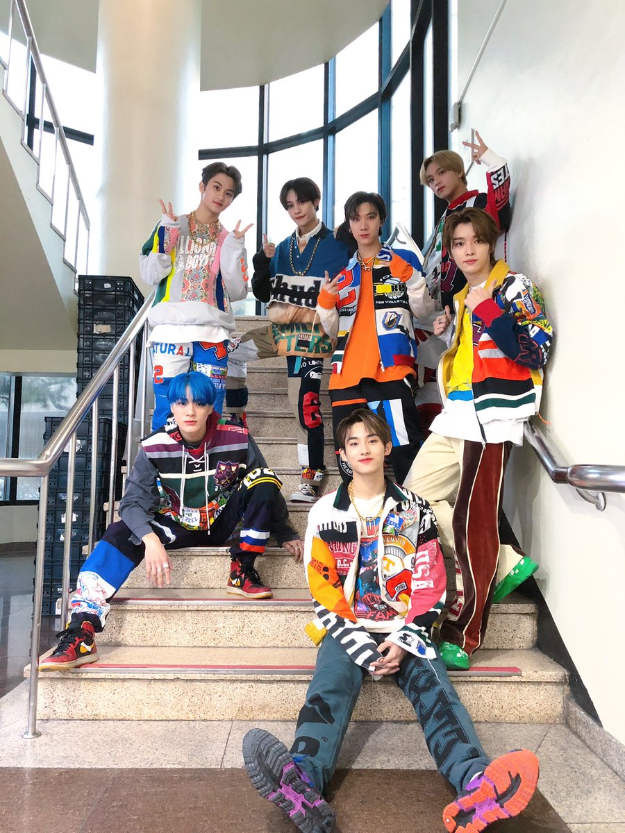 TEN_Tbaby's tweet photo. วันนี้ดีใจมากๆเลย 
- Ten 1st Win หลังจากเดบิ้วมา4ปี
- 1st Win ของวินวินในฐานะหัวหน้าทีม (ของ 90's Love)
- ซองชาน 1st Win หลังจากเดบิ้ว (เป้าหมายต่อไปคือรอ MV 100M น๊า)
-  เป็นความสำเร็จบนเส้นทางที่ค่อนข้างขรุขระของ part 2
ขอบคุณทุกคนที่คอยช่วยเหลือนะคะ
#90sLove1stwin https://t.co/RV0fEDDxTH