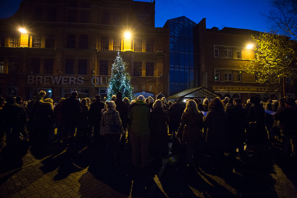 How we wish we could gather as we did last year for <a href="/Weldmar/">Weldmar Hospicecare</a> 's Light Up A Life Service. 
The Light Up A Life Service takes tonight and you can find all of the information here: weld-hospice.org.uk/become.../ligh… #eventsponsor