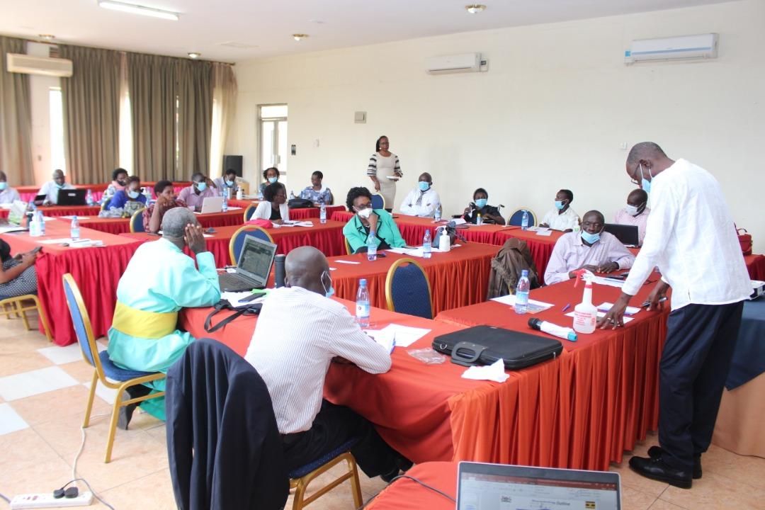 Today, 8 December 2020 NAFOPHANU conducted a National Consortium of Advocates on Access to AIDS treatment (CAAT) Meeting under the #Jasprogramme at Fairway Hotel Kampala. The aim of the meeting was to improve access, availability and utilization of HIV Treatment and services inug