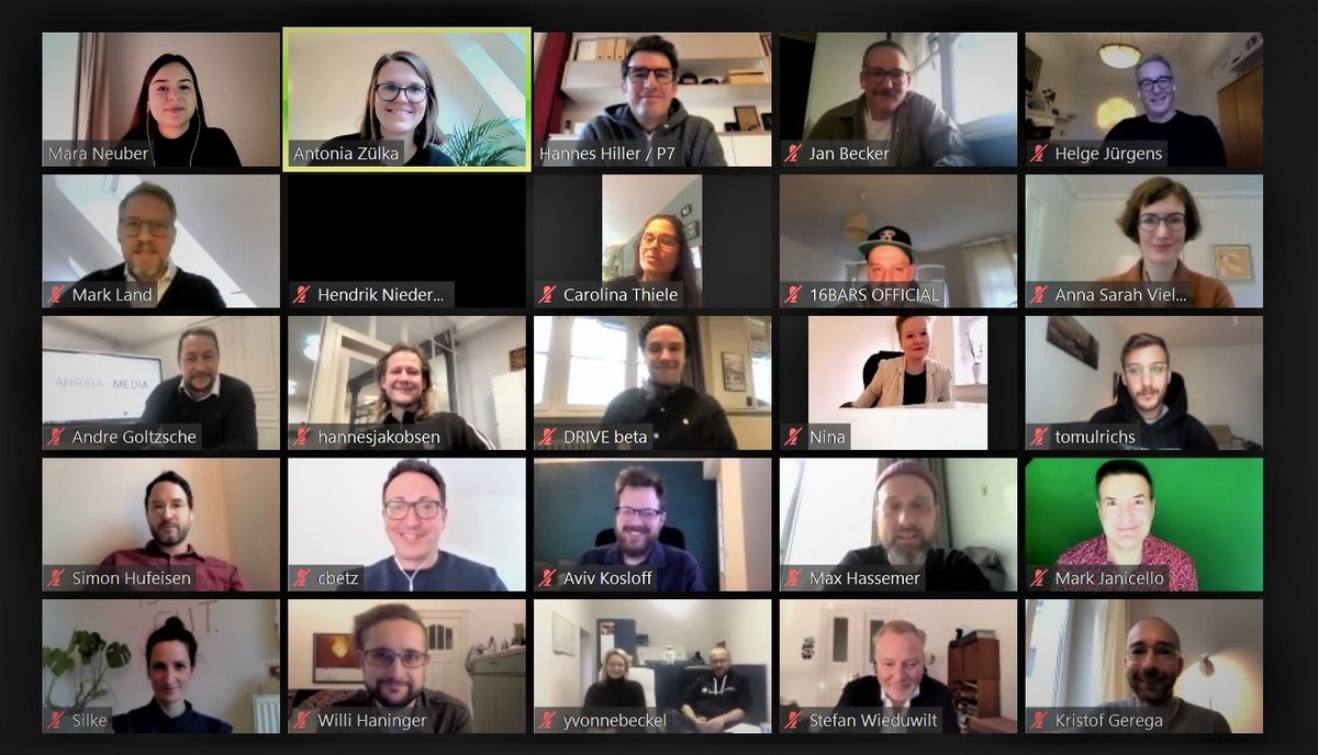 medienboard's tweet photo. Uuuund ACTION! 🏋️ TAG 2 der DIGITAL PITCH DAYS ist in vollem Gange! Gepitcht werden neue Show- und Factual-Entertainment-Formate aus Berlin und Brandenburg! Mit #SevenOneEntertainmentGroup @P7S1Group https://t.co/w1ikjuHGWO