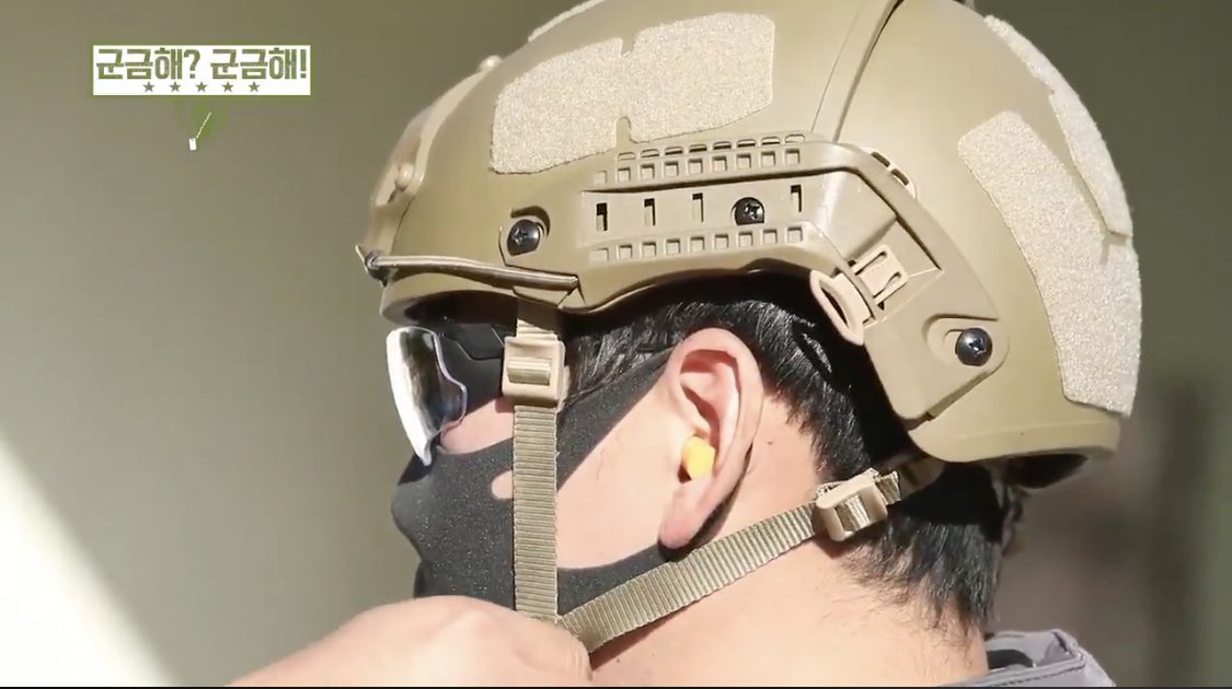 Airframe Helmet エアフレームヘルメット（実物） サバゲーの実物装備の通販サイト デザートカウボーイ / Crye