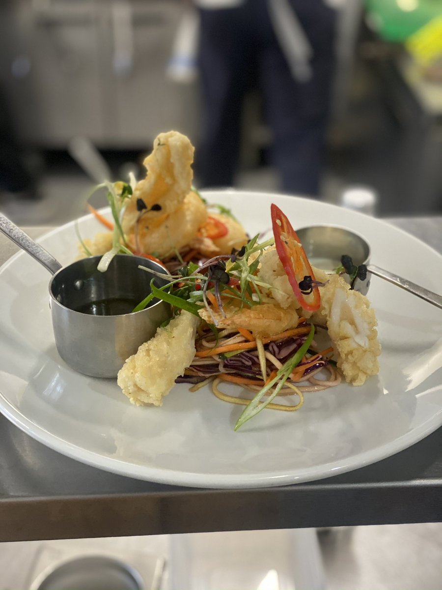 TheEasyFishCo's tweet photo. It may be a miserable day but we’re OPEN and ready to welcome you out of the rain 🦐 

Wilmslow restaurant open Tuesday - Saturday 12pm - 11pm! #easyfish #freshfish #seafoodrestaurant #wilmslow #tempuraprawns #open https://t.co/QPaapFxkFV