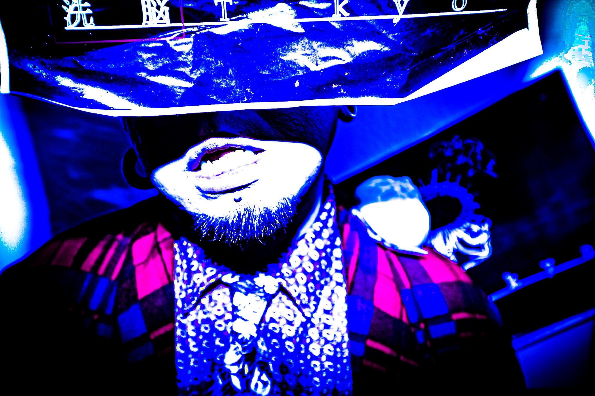 Alkaloid S Content Monochrome Heaven