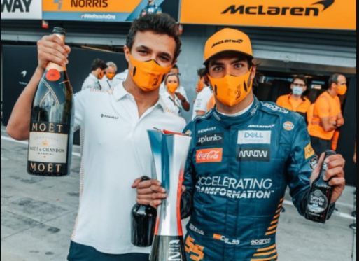 dani_liro's tweet photo. Un último baile 🧡 https://t.co/Whbj6tvr3a