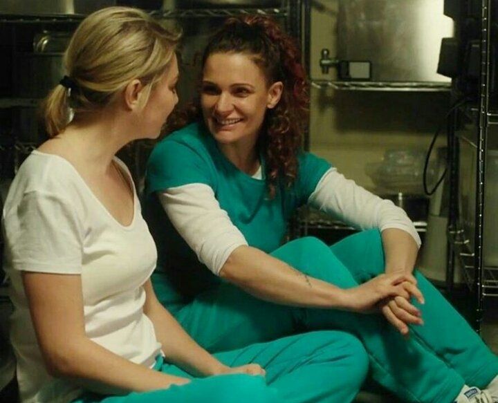 Pnkfan5's tweet photo. Bea smith and her love Ally. #Wentworth #DanielleCormack https://t.co/GgQ5ZTBNle