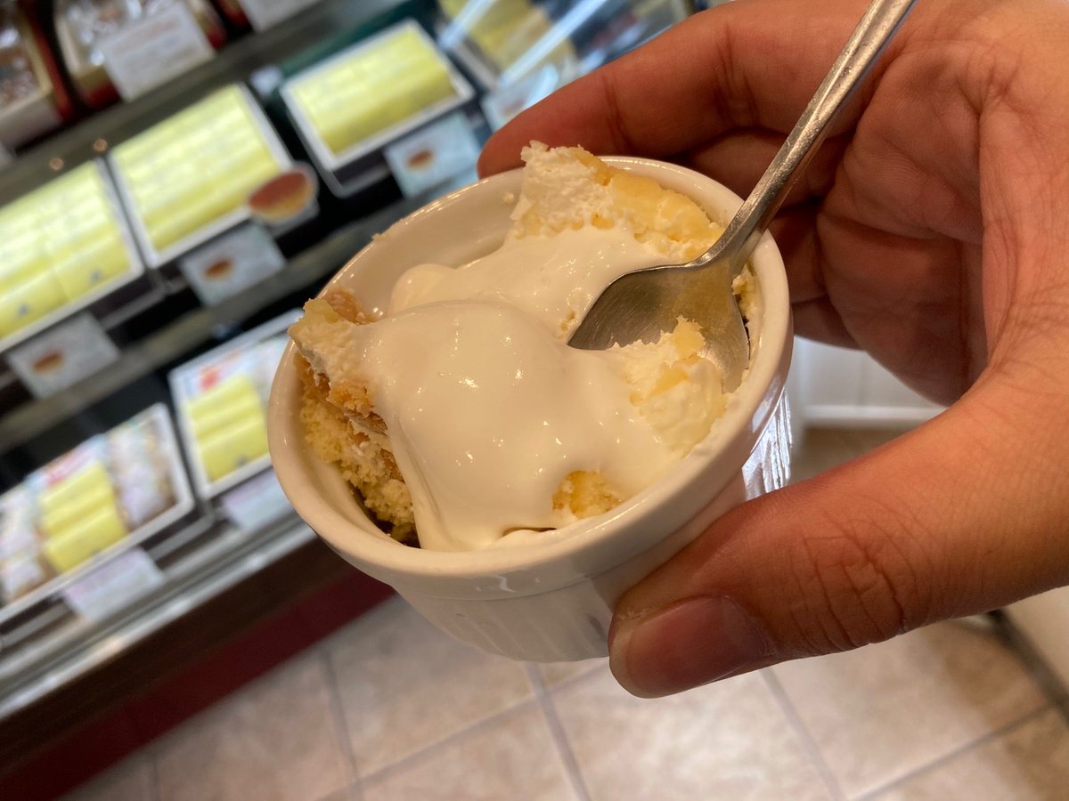 Odaka Yasuyuki A Twitter お土産用に茅ヶ崎サブレーを買いに来たら待ってる間 チーズケーキをいただいてしまった 神奈川県で洋菓子を買うならここで決まりです 宣伝 エトアール洋菓子店 In 茅ヶ崎市 神奈川県 T Co Lloe4txa3d T Co Ydgifudmqn Odaka Yasuyuki A Twitter お土産用に茅ヶ崎サブレーを買いに来たら待ってる間 チーズケーキをいただいてしまった 神奈川県で洋菓子を買うならここで決まりです 宣伝 エトアール洋菓子店 In 茅ヶ崎市 神奈川県 T Co Lloe4txa3d T Co Ydgifudmqn