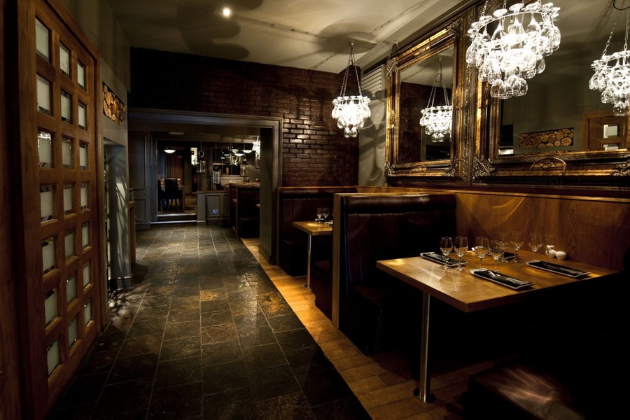 We’re not sure what aliens eat, but we’ve got them covered. Regardless of their budget, they can have a slap-up meal in Doncaster.