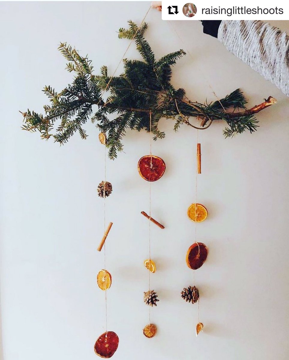 OurHourOff's tweet photo. Miserable wet weather and looking for something to do that doesn’t involve scrolling? This Christmas crafty activity will leave your home smelling fantastic and hopefully your mind a little calmer 👌
#OurHourOff https://t.co/59yH0CA3aR