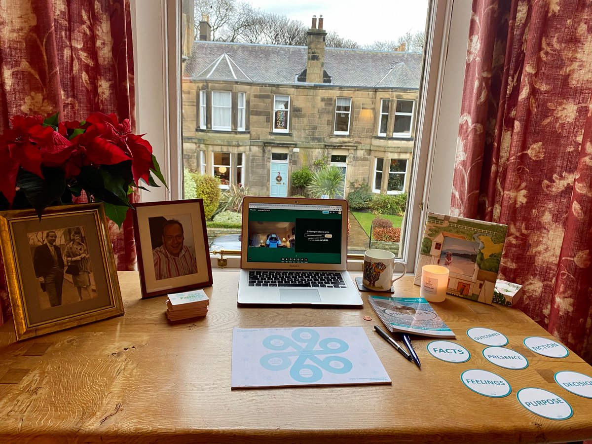 Beeleafcoach's tweet photo. Feeling grateful and excitement as I prepare to #coach for @InfAtEd CDT. What a great resource to support these future leaders through their #phdlife in BioMedical AI. @PIACollective #personaldevelopment https://t.co/UAaRNAarXs