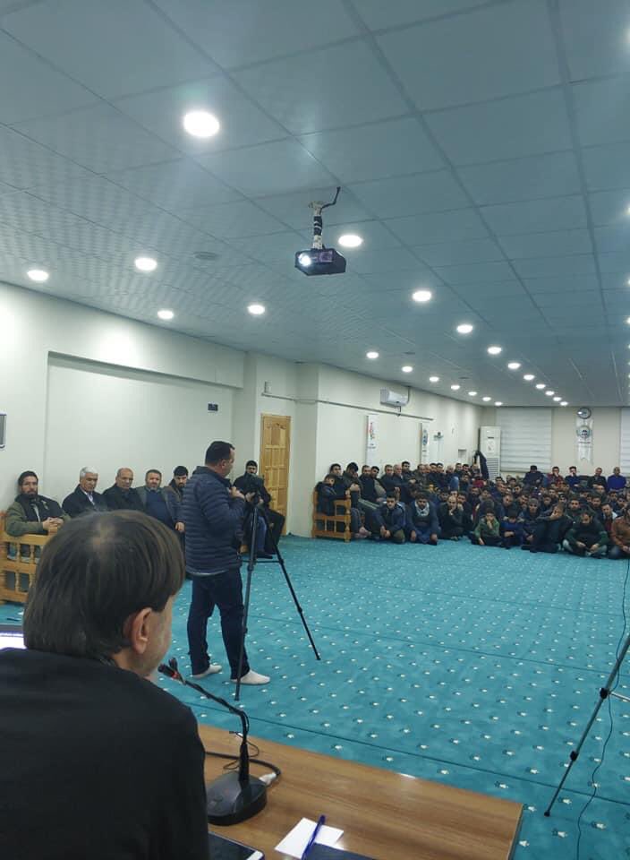 dkvsiverek's tweet photo. 25 Aralık 2019 Tarihinde Osman Atalay’ın verdiği ‘Bağımlılıkla Mücadele’ seminerinden kareler...
Bir daha o eski günlerdeki gibi salonlarımızı doldurmak dileğiyle..🤲
#bağımlılıklamücadele #tbt #geçmiş #dkvsiverek #davetvekardeşlikvakfı
#davetvekardeşlikgençliği https://t.co/Lz4fyM0FZB