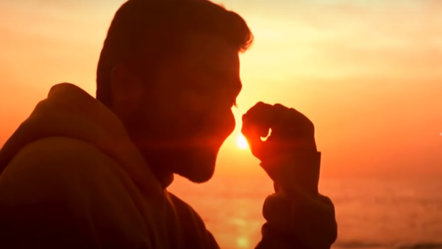 Check the THREAD !!Silhouette Shots of  @Suriya_offl movies.Starting from  #SooraraiPottru   till  #PoovellamKettuppar