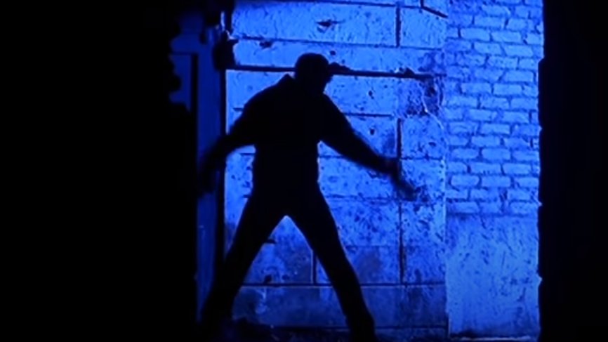 Check the THREAD !!Silhouette Shots of  @Suriya_offl movies.Starting from  #SooraraiPottru   till  #PoovellamKettuppar