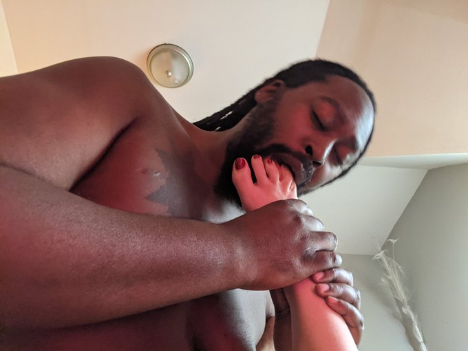 Toe sucking anyone? #feet #footfetish #toessucking #pornhub #loveit https://t.co/tkZthndZZ8<a href="/tag/feet"class="tags">#feet</a><a href="/tag/footfetish"class="tags">#footfetish</a><a href="/tag/toessucking"class="tags">#toessucking</a><a href="/tag/loveit"class="tags"><span>#loveit</span></a><a href="/tag/pornhub"class="tags"><span>#pornhub</span></a>