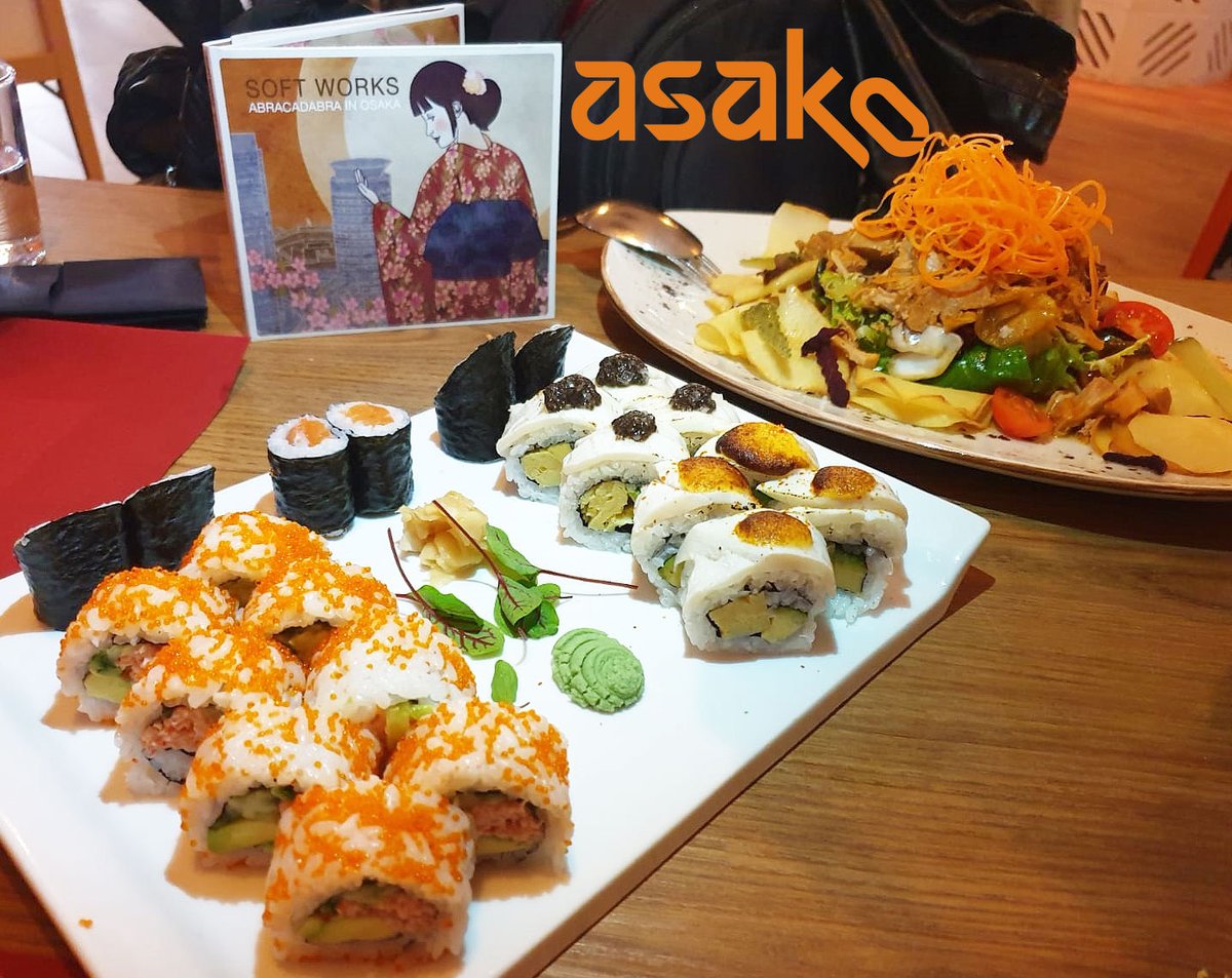 Ayer nos visitaron Fran y Carla, para celebrar la publicacion de la última grabacion de los músicos de #softmachine
#sushi #cocinafusion #SushiAdictos #sushiadomicilio #sushidelivery #gastronomia #findesemana #sugerencias #sushilovers #delivery #Asakofeelfood #servicioadomicilio