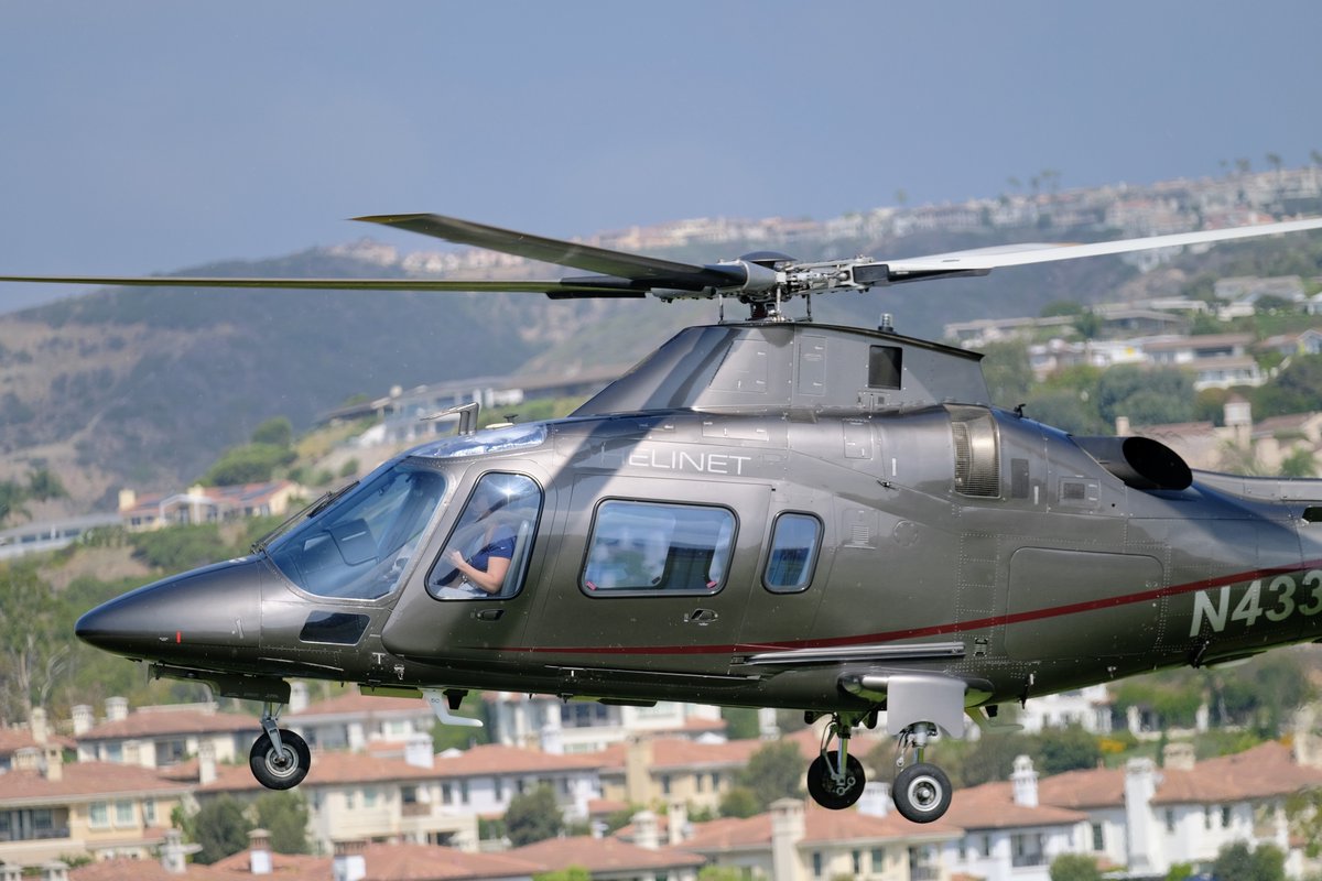 Helinet's tweet image. #TakeOffTuesday with @helinetaviation's A109. Contact us today at 818.902.0229 or charter@helinet.com to find out about all of our exciting charter experience options.

#Helinet #HelinetAviation #Charter #CharterServices #Luxury #CharterHelicopter #PrivateFlight #PrivateTravel