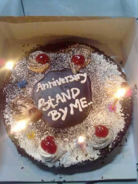 Happy fuckin anniversary yang ke-10th untuk band kesayangan <a href="/standbymeJKT/">Stand By Me (Official)</a>