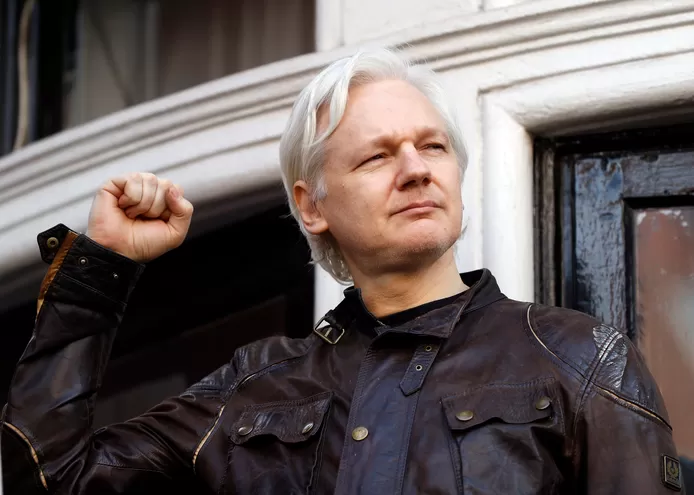 ALBATORE2083's tweet photo. Le rapporteur de l'ONU sur la torture a appelé mardi les autorités britanniques à "libérer immédiatement" Julian Assange ou à le placer en résidence surveillée en attendant qu'il soit fixé sur la demande d'extradition américaine. https://t.co/WlAUQIduOy