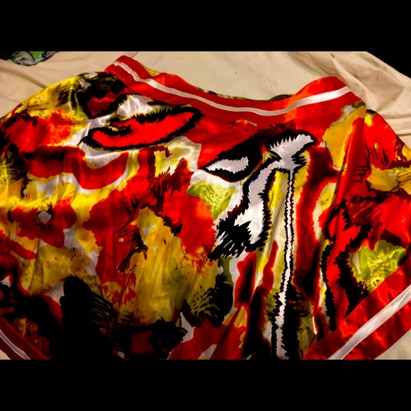 acm_fashion's tweet image. So good I had to share! Check out all the items I&apos;m loving on @Poshmarkapp #poshmark #fashion #style #shopmycloset #whitehouseblackmarket #coach #ashleystewart: posh.mk/0QEXxd8r3bb