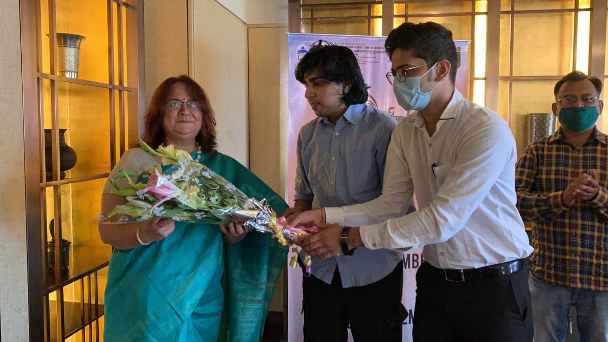 The inauguration of Kshitij'20 was truly magical in every possible way. Team Kshitij set out on its 'Sapno Ka Safar' as we strive to make Kshitij'20 the biggest edition of the festival till date! 
#kshitij20 #mithibaikshitij #sapnokasafar #mithibaicollege #collegefestival