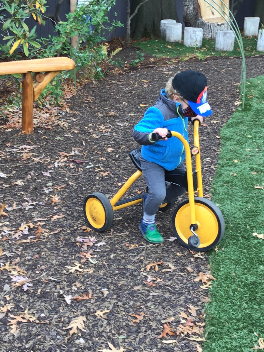 21/ Stool has been shown to test+ for  #COVID several weeks after symptom onset.The current 3-5 day DELAY for RT-PCR result is not helpful at breaking chains of transmission or preventing further spread of a virus with a 10 day infectious period and a 2-14 day incubation period.