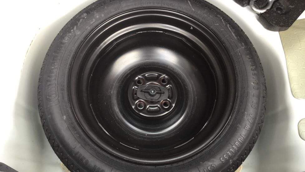 On board spare wheel vs no spare wheel