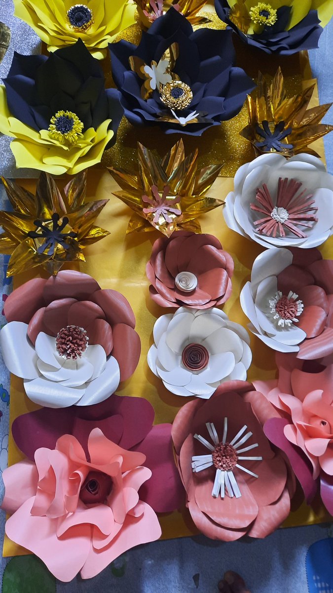 ilerigee's tweet photo. "...Exploring the beauty of art and creativity..." With @ilerigee @Covenant96 @EdehAbigael5 

#papercraft https://t.co/NyUOEAgmjD