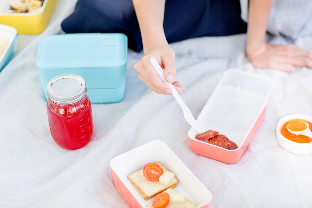 TAKENAKA Eco-Friendly and Sustainable Bento Bite Box from, Made of Recycled  Plastic Bottles, Microwa…See more TAKENAKA Eco-Friendly and Sustainable