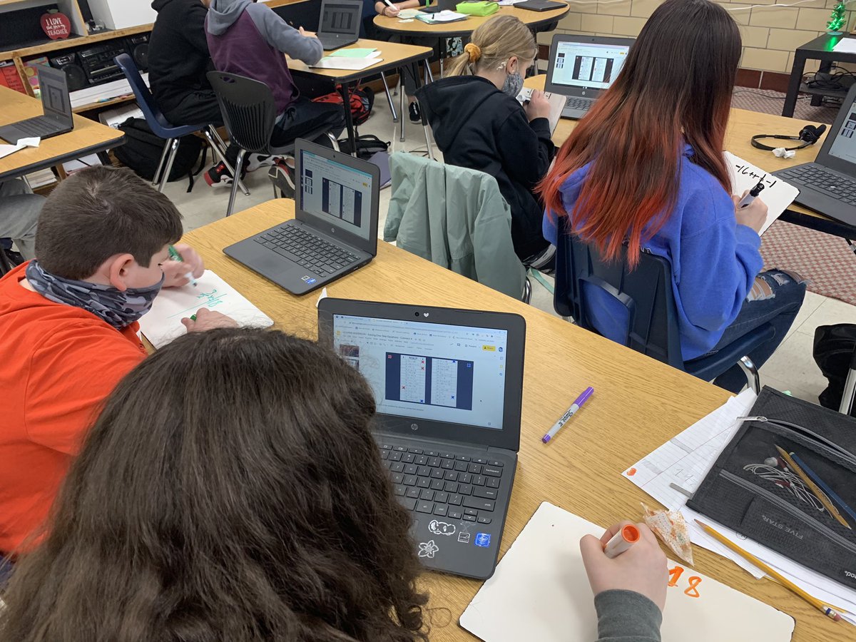 ostendorf_sam's tweet photo. Digital Connect 4! #onestepequations #7thgrade #math https://t.co/nPm5cI0MF7