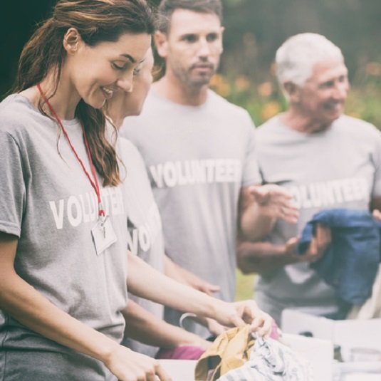 SalianParinita's tweet photo. “Volunteering is at the very core of being a human.  No one has made it through life without someone else’s help.” – Heather French Henry #IVDMyK2020 #InternationalVolunteerDay https://t.co/Vul7JuSgXS