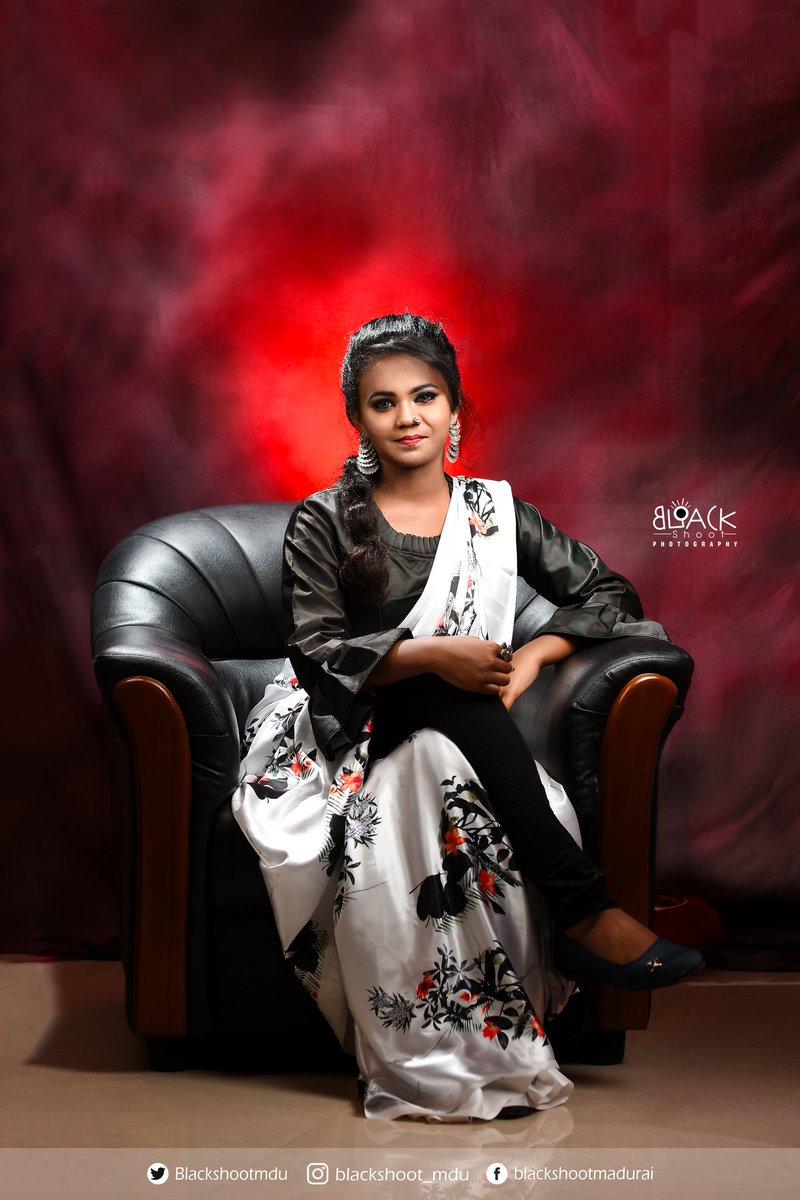 Blackshootmdu's tweet photo. “Today everything exists to end in a photograph.”
#BlackShootPhotography #BlackShoot #photography
For Inquires &amp; Bookings Contact Us :
+91 8870435139, 9500 786 777
FB :https://t.co/Bj2YkjWEyV
Insta :https://t.co/EhC9zQ0vfR
EMail :Blackshootphotography@gmail.com
#modeling #Madurai https://t.co/NYXQkCxPbF