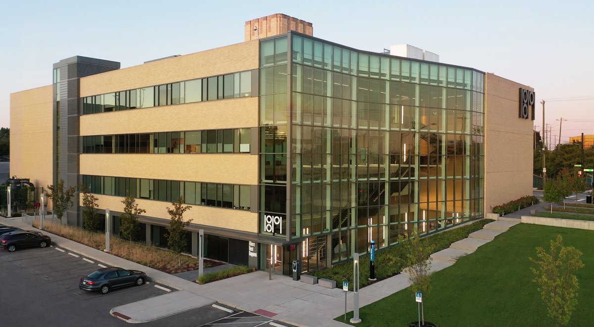 1819Innovation's tweet photo. The @ucventurelab Graduation Day begins shortly. Tune in at 9 a.m. to see #WhereNextHappens: https://t.co/vsLtOpMyZF https://t.co/chdtAxP7Se