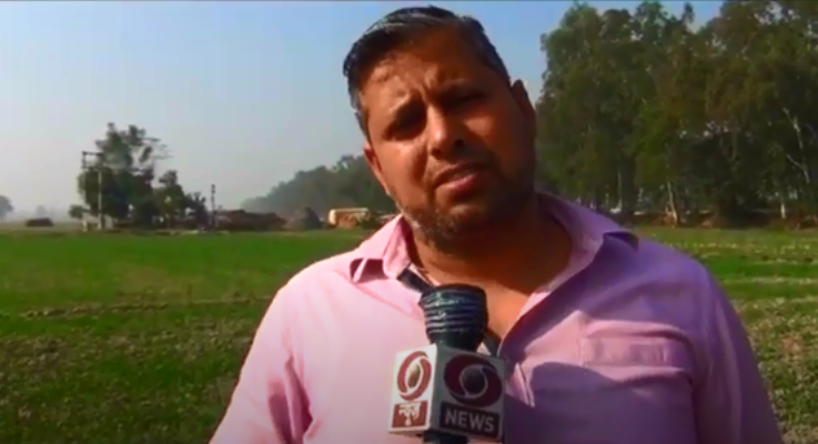 DDNewsHindi's tweet image. किसान बलविंदर कुमार ने कहा कि नए कृषि सुधार कानून किसानों के हित में हैं, नकरात्मक खबरें फैलाकर किसान भाइयों को भ्रमित किया जा रहा है.
#FarmActsGameChanger  #AgriReforms @PIB_India
 @MIB_India @airnewsalerts @nstomar @AgriGoI