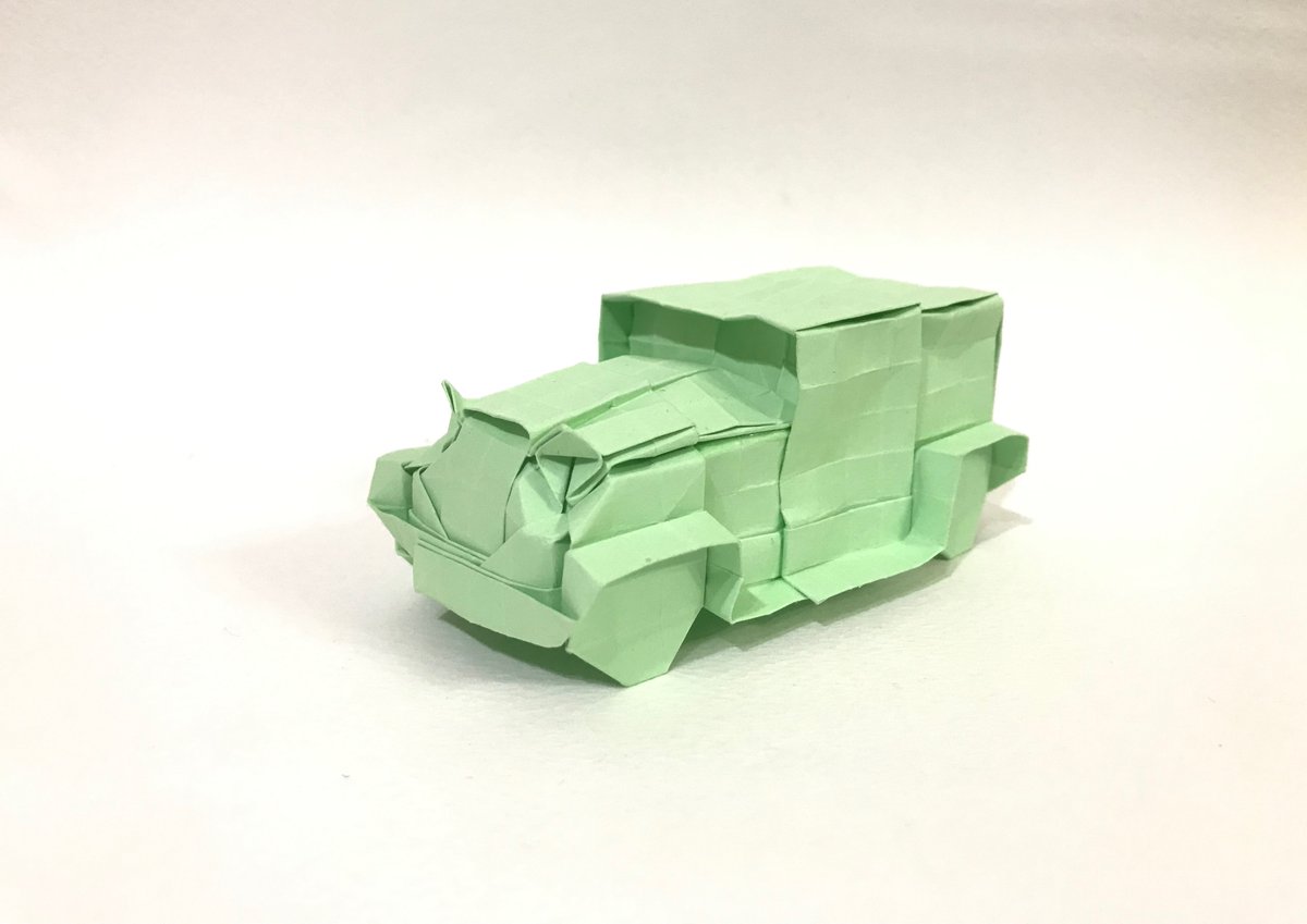 Vintage car-Akira Kawamura
folded by me 21x21cm
diagrams available in NOA Magazine 231