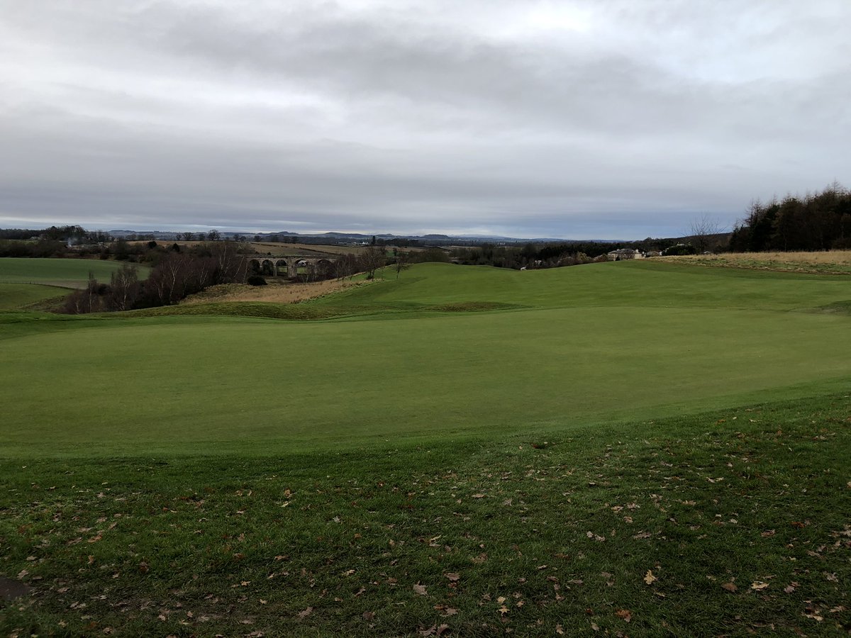 98Angus's tweet image. 30 minutes between each photo. Verti drain doing wonders 👏🏻