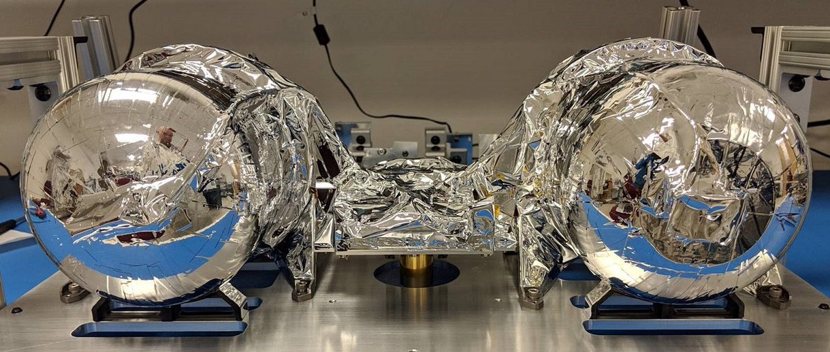 Bradford_Space's tweet photo. Water propulsion in space! 💦🚀Work with the world’s most successful water propulsion system, Bradford’s Comet. Two engineering, production and design positions now open in Luxembourg 🇱🇺: 
https://t.co/H9oMjJipGA 
https://t.co/HHUry5ICLY https://t.co/ecys4nBGaN