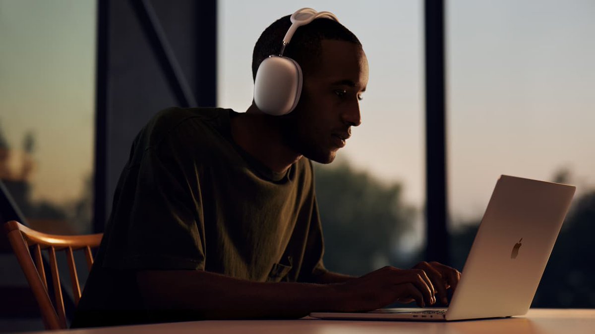 Pingvinpro's tweet photo. #Apple представила бездротові #Навушники AirPods Max
https://t.co/FMb80YuBDJ
#AppleAirPodsMax #Apple H1 #DigitalCrown #Siri #Бездротовінавушники #Навушники https://t.co/Kf8KVEXRB3