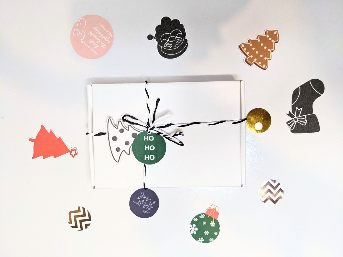 PapersPrints's tweet image. some #Christmas vibes in store! 🎄

#christmastags #handmadetags #papercrafts