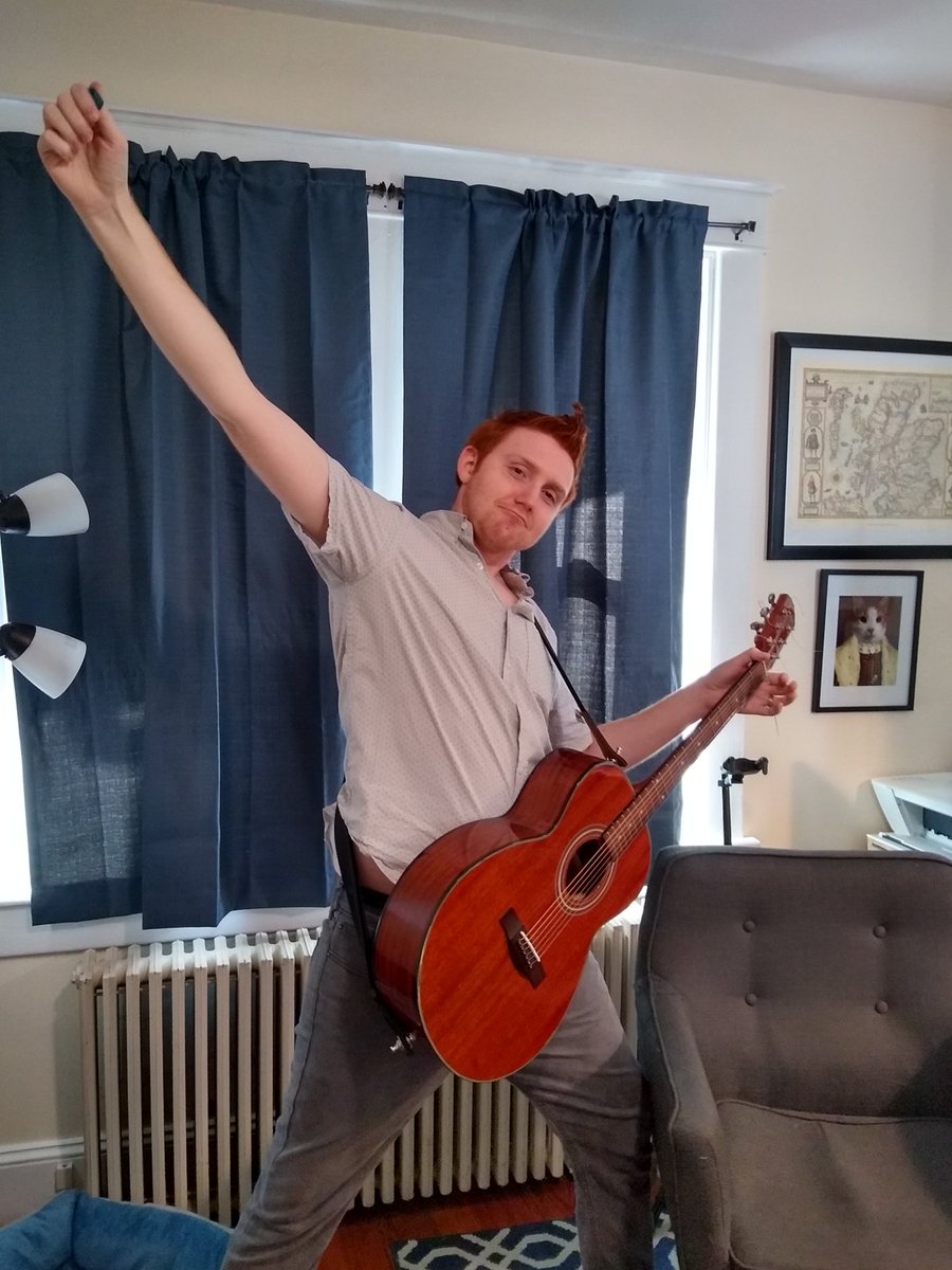MrStewart_Music's tweet photo. Some kids in Ms. Morton's class cashed out their MUSIC Behavior Stars for a reward...say hello to Mohawk Stew! @BedfordElem https://t.co/lyFpeYAJjj