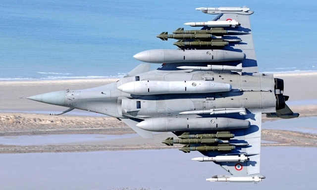 defencegreece_m's tweet photo. "Ερχομαστε ειρηνικα!" #stopturkishagression #Rafale #HAF #Egypt @Armee_de_lair https://t.co/wXKUqouivo