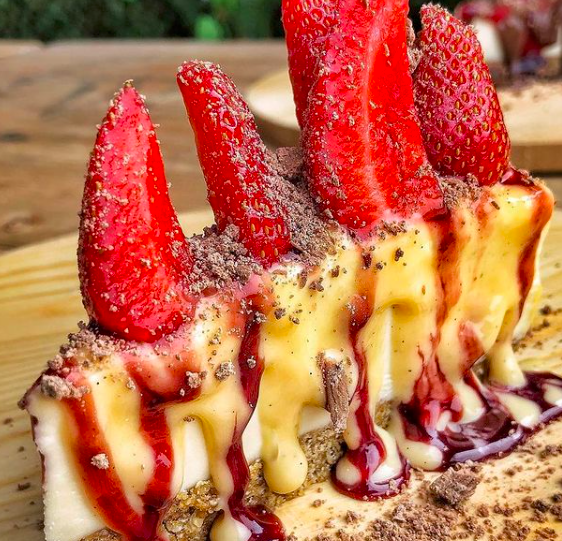 DigbethDiner's tweet photo. FOOD + DRINK GIVEAWAY 🍻

This will be the last time you'll see us in 2020 before we start to announce what will be our biggest year to date!

RT this post and we'll throw in a free £30 voucher on top of your order this weekend to one winner on Fri.

👉🏻https://t.co/arT5ql72nb https://t.co/6sTtWcLcjs