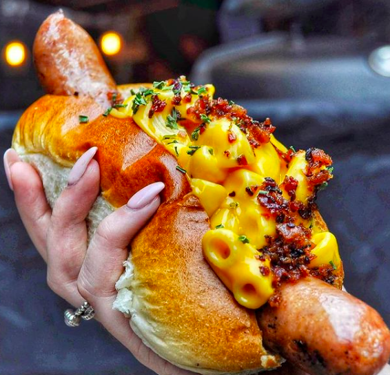 DigbethDiner's tweet photo. FOOD + DRINK GIVEAWAY 🍻

This will be the last time you'll see us in 2020 before we start to announce what will be our biggest year to date!

RT this post and we'll throw in a free £30 voucher on top of your order this weekend to one winner on Fri.

👉🏻https://t.co/arT5ql72nb https://t.co/6sTtWcLcjs